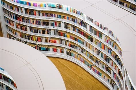 What does the modern library look like? - collectionHQ