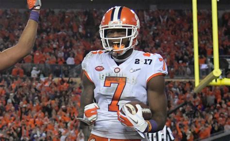 Clemson WR Mike Williams officially declares for the NFL Draft | FOX Sports