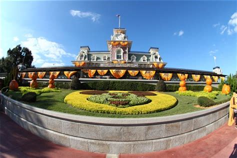 Magic Kingdom Entrance: ScottD1964: Galleries: Digital Photography ...