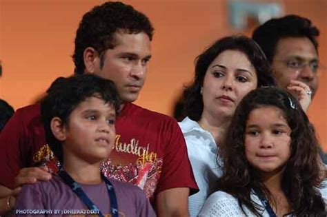 SACHIN 10 DULKAR: SACHIN TENDULKAR - "The Family MAN"