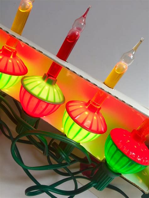 Pin by Pauline Kolochuk on Vintage Christmas lights & decor | Bubble christmas lights, Vintage ...