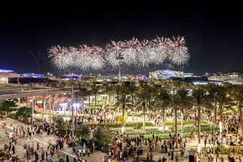 UAE 50th National Day Fireworks | World Expo