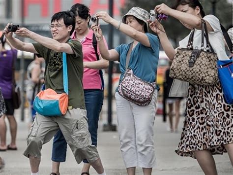 China to monitor bad tourist behavior - GoKunming