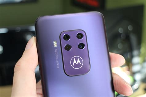 Motorola One Zoom Review: Four Cameras In A $450 Phone | Digital Trends