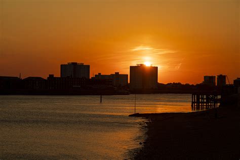 Portsmouth Harbour Sunset | The sun setting over Portsmouth,… | Flickr