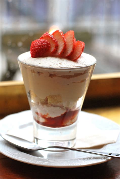 strawberry trifle @Failte, rainy Sunday | オトナの日曜（謎） | [puamelia] | Flickr