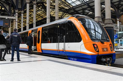 Woo! There Are Now Brand New Overground Trains Running From Liverpool Street | Londonist