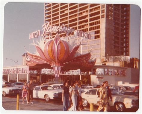 Vintage 70s PHOTO Old Las Vegas Flamingo Hilton Hotel Casino | Flamingo las vegas, Las vegas ...