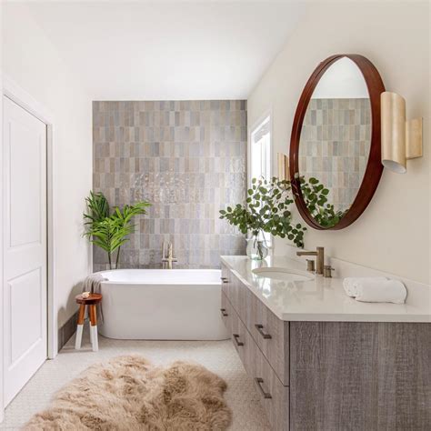 These Bathroom Trends Are Taking Over 2024