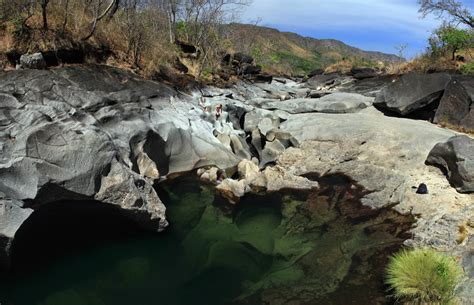 Vale da Lua, encantos e mistérios na Chapada dos Veadeiros | Guia ...