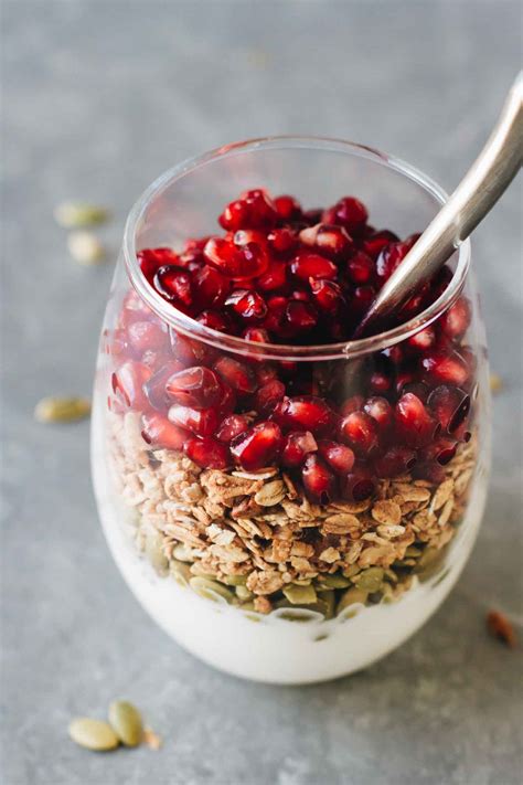 Pomegranate Breakfast Parfait - Jar Of Lemons