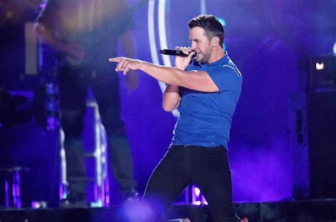 Luke Bryan’s ‘Party’ Becomes His Best-Selling Album