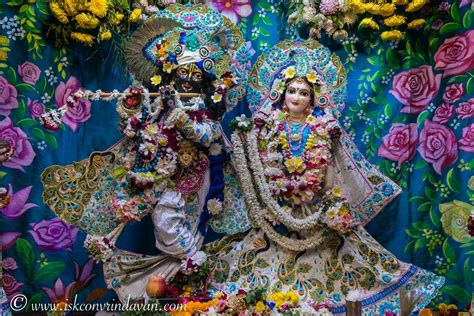 ISKCON Vrindavan | Krishna wallpaper, Radha krishna wallpaper, Iskcon ...