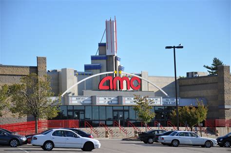 Renovations to AMC Braintree Theatre Come with Approval of Later ...