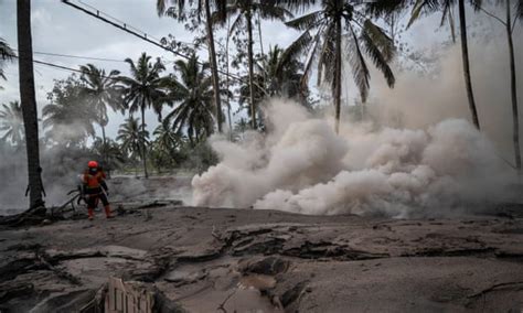 Mount Semeru Volcano Eruption Death Toll Rises To 34 | Islamic Relief Malaysia