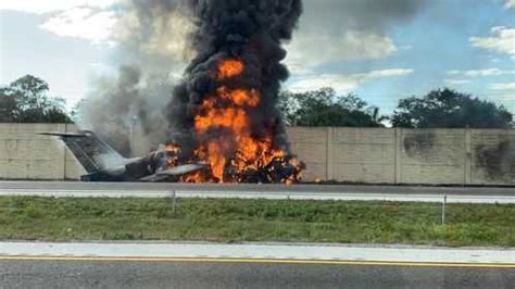 2 dead, 3 survivors in jet crash on I-75 in Collier County