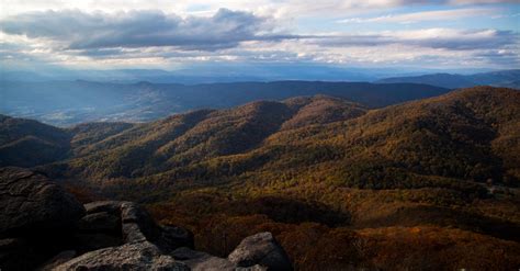 10 Blue Ridge Mountains Hiking Trails | Roanoke, VA