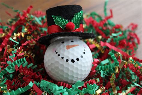 A Sweet Simple Southern Life: DIY Christmas Golf Ball Ornaments