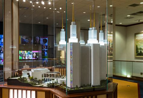 Model of Washington D. C. Temple on Public Display