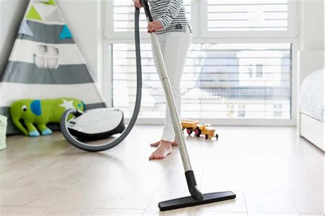 12 Best Vacuum For Tile Floors - List of 2022 - Bestazy Reviews