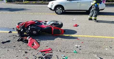 Motorcyclist dies in crash on Highway 212 near Happy Valley