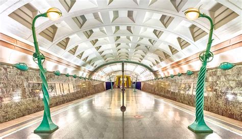 15 Most Beautiful Moscow Metro Stations (Top Tips & Guide)