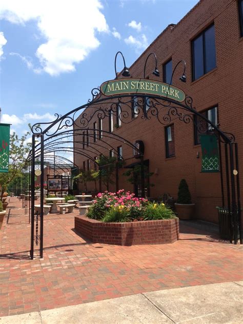 Main Street downtown Rutherfordton, North Carolina - main street Burke ...