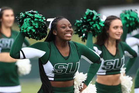 Melissa Knepshield Named Stetson Cheerleading Head Coach - Stetson Today