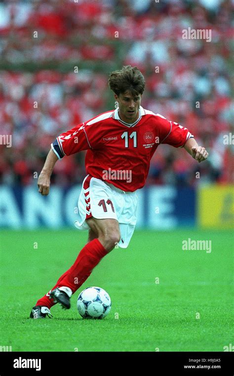 BRIAN LAUDRUP DENMARK & CHELSEA FC 18 June 1998 Stock Photo - Alamy