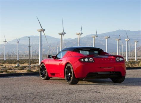 Tesla Roadster 2.5 Electric Steps Up With Style
