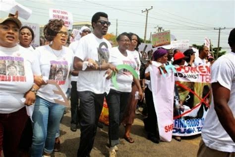 Femi Kuti, Iyabo Ojo, Jide Kosoko Lead Protest In Lagos - Nigeriafilms