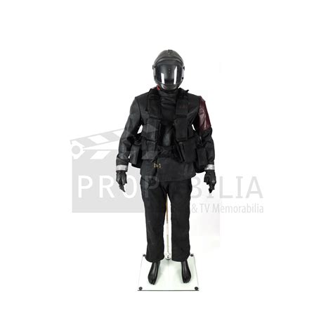 FAHRENHEIT 451 Guy Montag's Fireman Costume (2-TV1006)