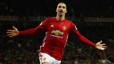 Man Utd Ibrahimovic / Zlatan Ibrahimovic Photos Photos - Manchester ...