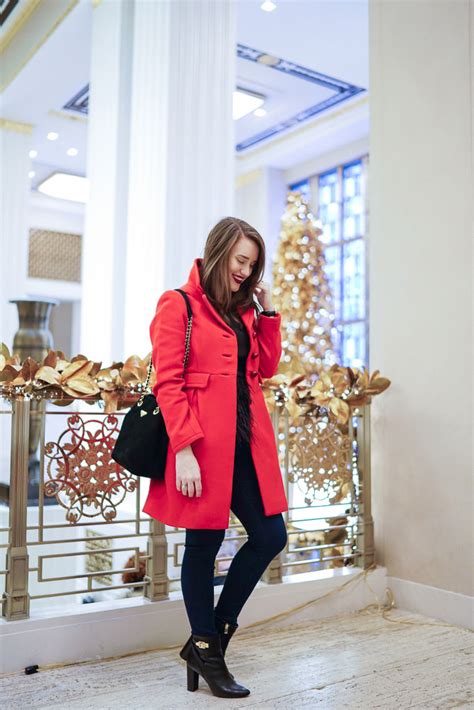 The Waldorf Astoria - NYC Christmas | New York City Fashion and Lifestyle Blog | Covering the Bases