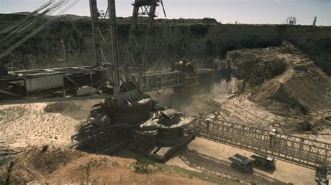 Bagger 293 bucket-wheel excavator | Westworld Wiki | Fandom