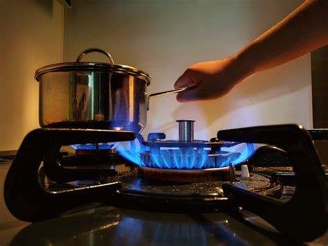 We need to talk about your gas stove, your health and climate change | NCPR News