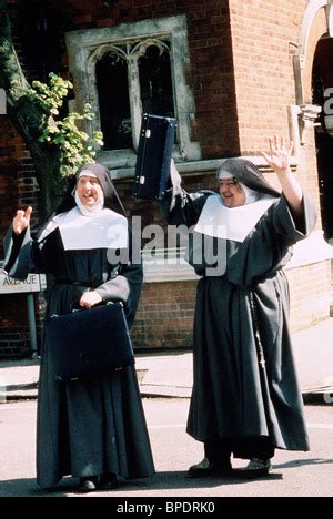 ERIC IDLE & ROBBIE COLTRANE NUNS ON THE RUN (1990 Stock Photo, Royalty Free Image: 31036733 - Alamy