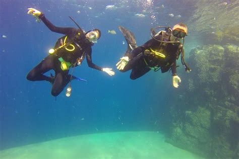 Discover Scuba Diving For Beginners With MANTA In Cabo San Lucas: Triphobo