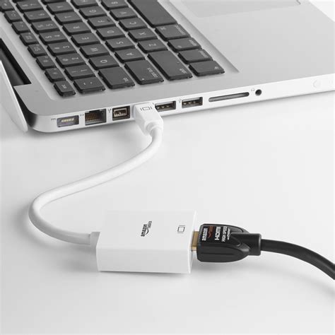 Amazon.com: AmazonBasics Mini DisplayPort (Thunderbolt) to HDMI Adapter ...