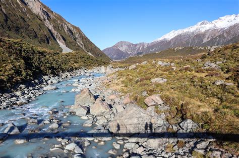 Hooker Valley Track New Zealand: The Best Mount Cook Hike For All Ages