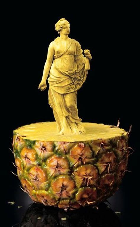 pineapple carving - Just amazing. Be sure to open the link and see all of the sculptures. | Veg ...