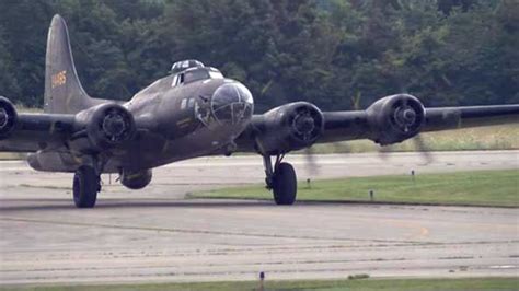 B-17 bomber from ‘Memphis Belle’ movie to fly over Louisville skies