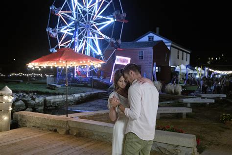 ‘Sand Dollar Cove’ Hallmark Movie Premiere: Trailer, Synopsis, Cast ...