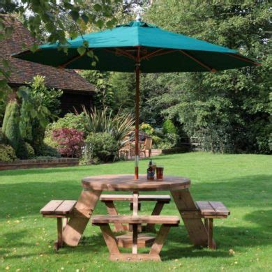 Circular 8 Seater Wooden Picnic Table - Woodberry