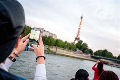 Paris: Direct Eiffel Tower Access & Seine River Cruise | GetYourGuide