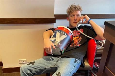 Who is TFUE Girlfriend in 2021? Here's What We Know About His Relationship