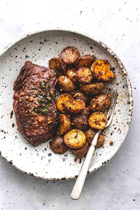 Garlic Butter Steak and Potatoes Skillet - Creme De La Crumb