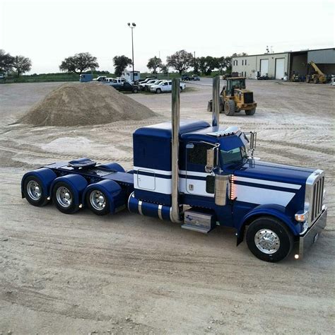 Semitrckn — Peterbilt custom 389 heavy haul