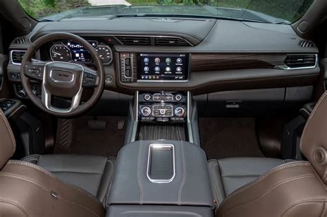 Denali Dilemma: Is the 2021 GMC Yukon’s Highfalutin Trim Finally Worth It? | Cars.com