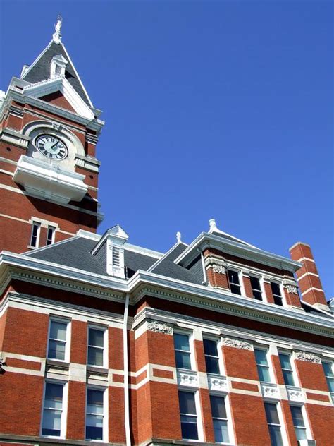 Clarion County Courthouse Clarion, PA | Shane Henderson | Flickr